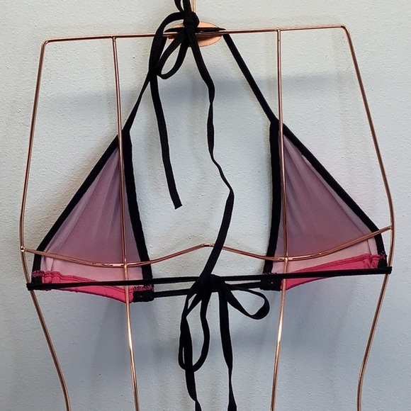 Pink and Black Lace Scrunch Bottom Lingerie Set New Without Tags - Picture 5 of 6